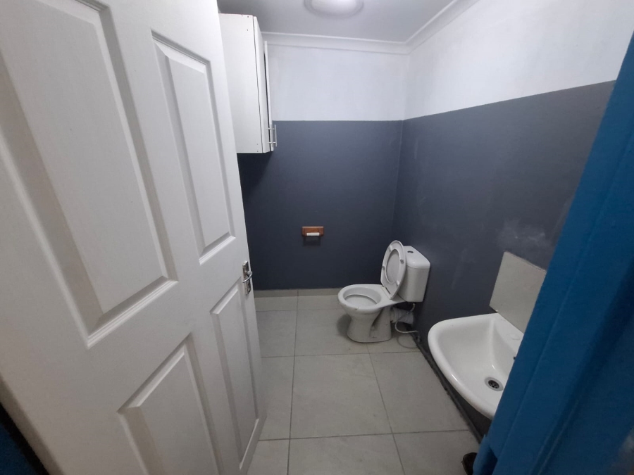 To Let Commercial Property for Rent in Stikland Industrial Western Cape